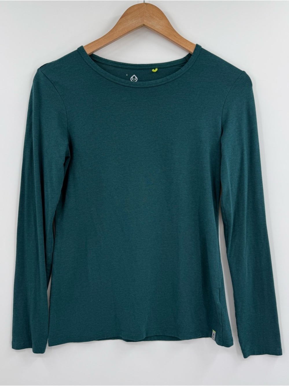 Tasc Performance Long Sleeve Top | Teal | Small